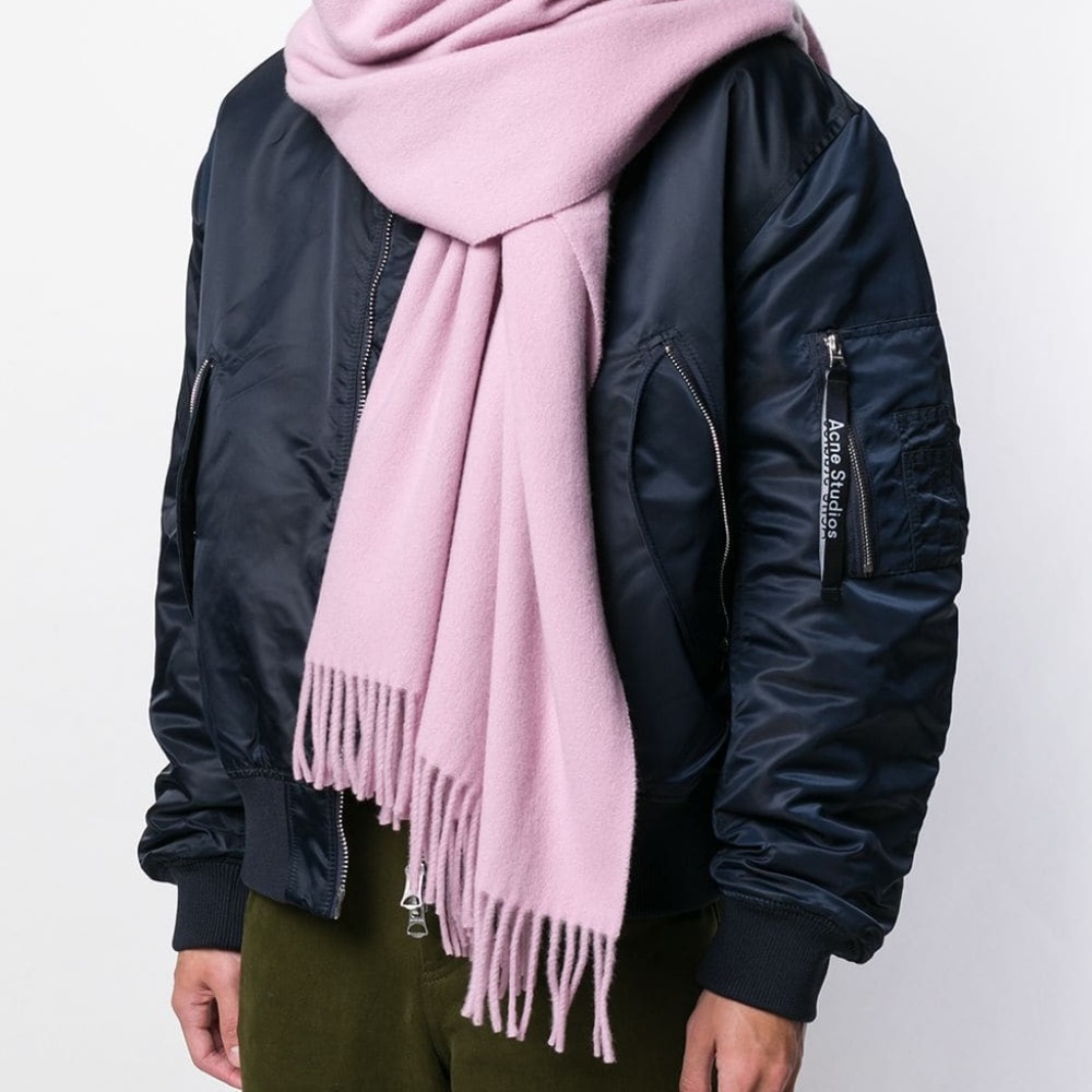 Acne studio oversized wool scarf Lavender NWT - Picture 5 of 5